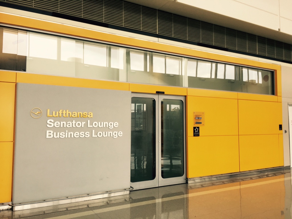 Lufthansa Senator Lounge IAD2 Frankfurtflyer.de