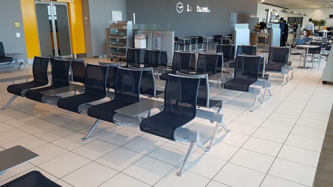 Lufthansa Business Class Lounge Frankfurt C14 10