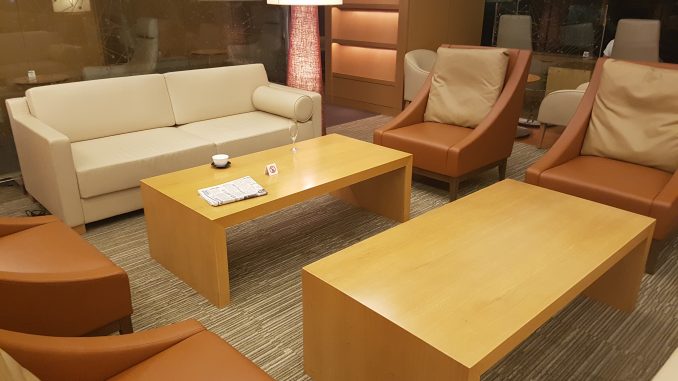 Japan Airlines Lounge Tokio Narita 29
