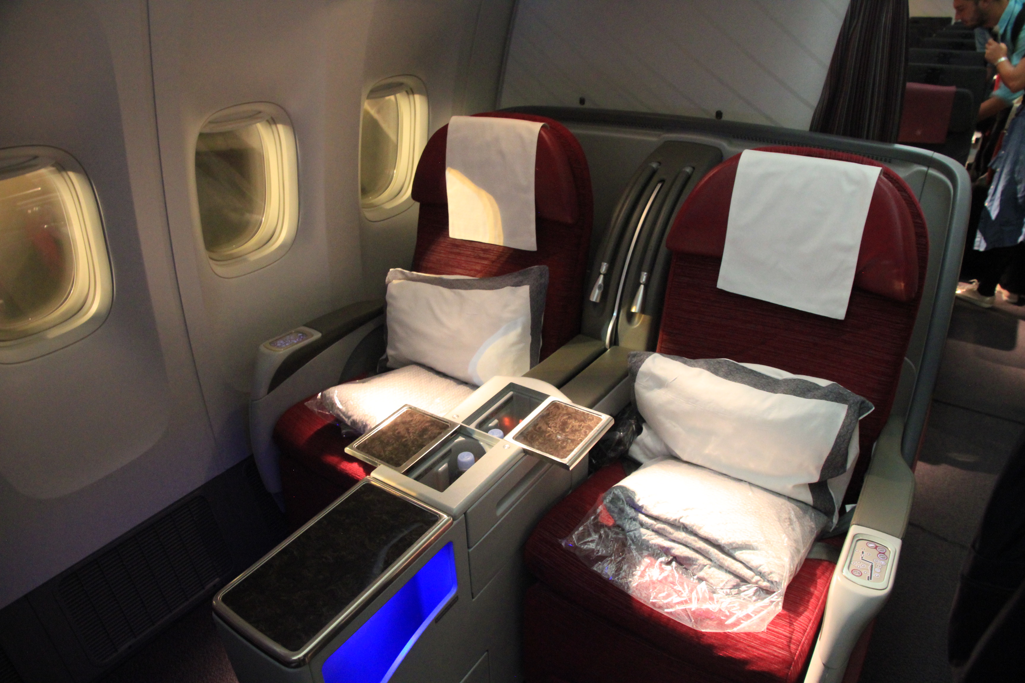 Qatar Business Class Boeing 777300ER 26 Frankfurtflyer.de Qatar Business Class Boeing 777300ER 26 Frankfurtflyer.de