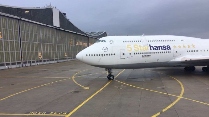 Lufthansa-747-5-Starhansa
