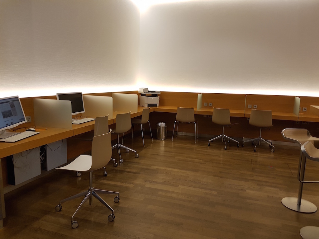 Lufthansa-Business-Class-Lounge-M%C3%BCnchen-Gate-G28-38.jpg
