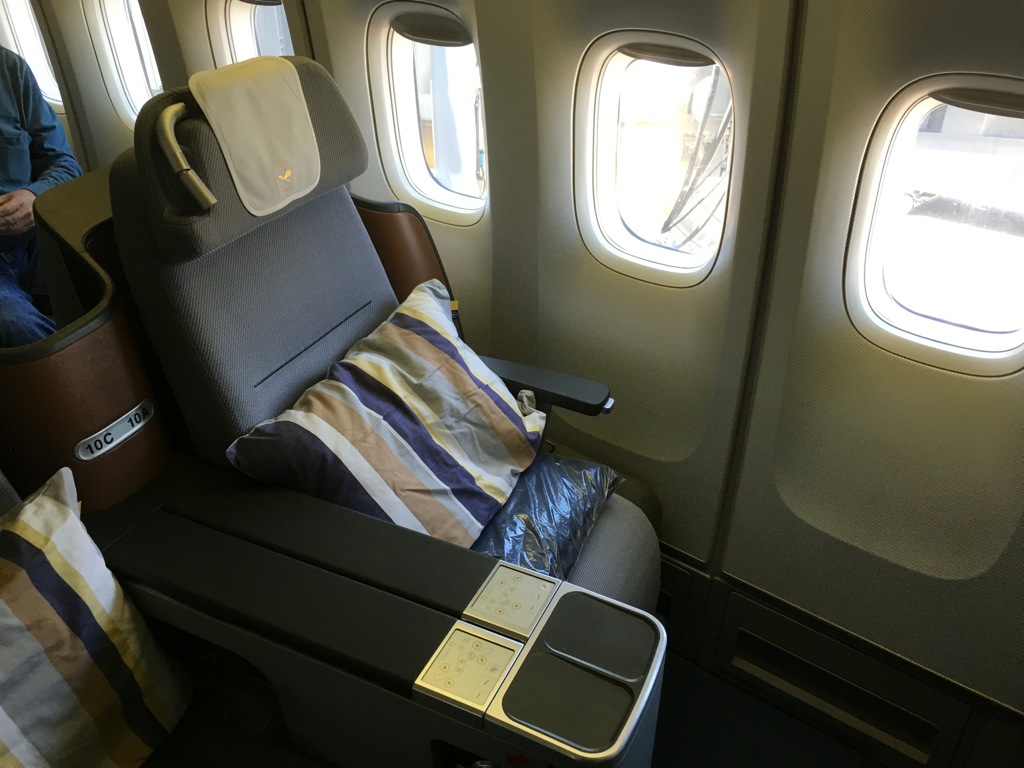 Lufthansa Schafft Gedruckte Magazine Und Zeitungen Auf Kurzstrecken Ab Frankfurtflyer De