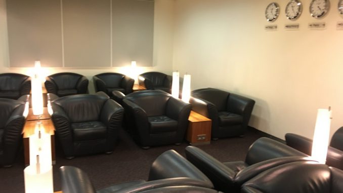 lufthansa-senator-lounge-paris-cdg-3