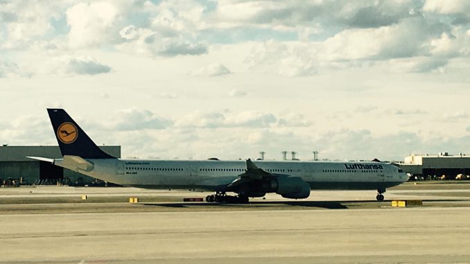 lufthansa-airbus-340-600