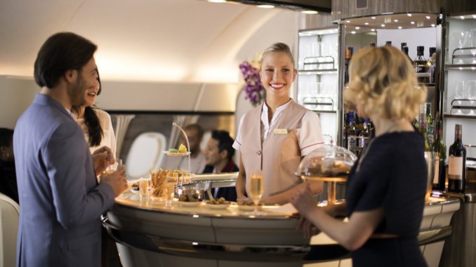 Emirates-A380-Onboard-Lounge1