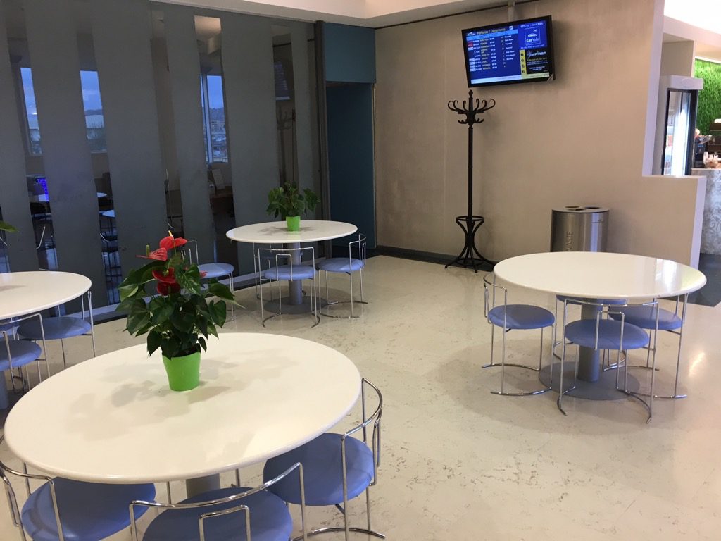 Review Marconi Business Lounge Bologna Airport Frankfurtflyer.de