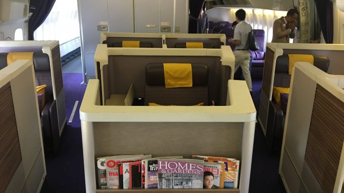 Thai Airways First Class Boeing 747-400Thai Airways First Class Boeing 747_3209