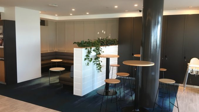 International Qantas Lounge Brisbane -7