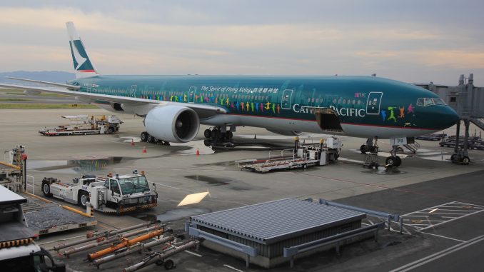 Cathay Pacific Business Class in der Boeing 777 1