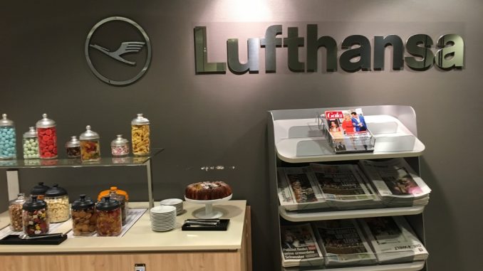 Lufthansa Business Lounge Hamburg-3