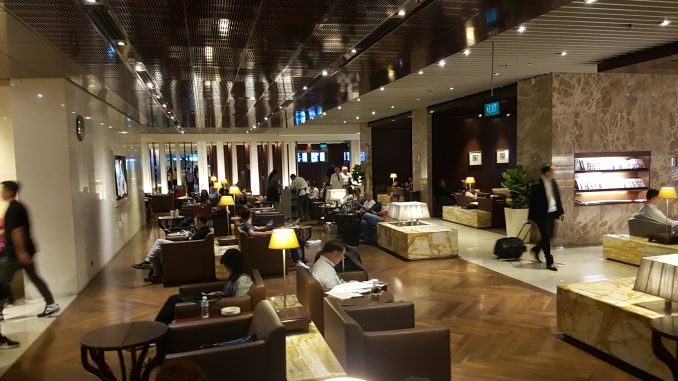 Singapore Airlines SilverKris Lounge Singapur Terminal 3 22