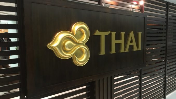 Thai Airways Business Class Lounge Hongkong-5
