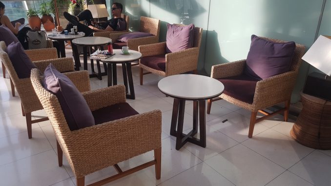 Thai Airways Royal Silk Domestic Lounge in Bangkok 16