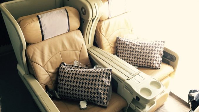 Singapore Airlines Business Class Airbus A330 DPS-SIN-15