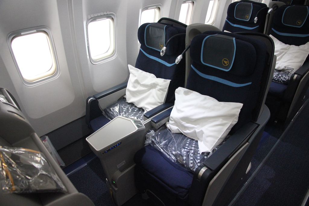 Review Condor Premium Economy Class in der Boeing 767 Frankfurtflyer.de