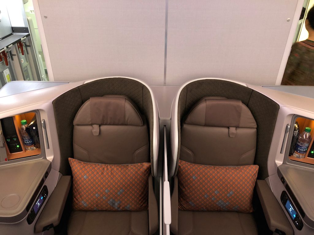 SQ B787-10 Business Sitz