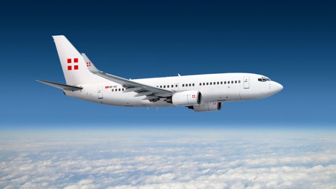 privatair_boeing_737_3