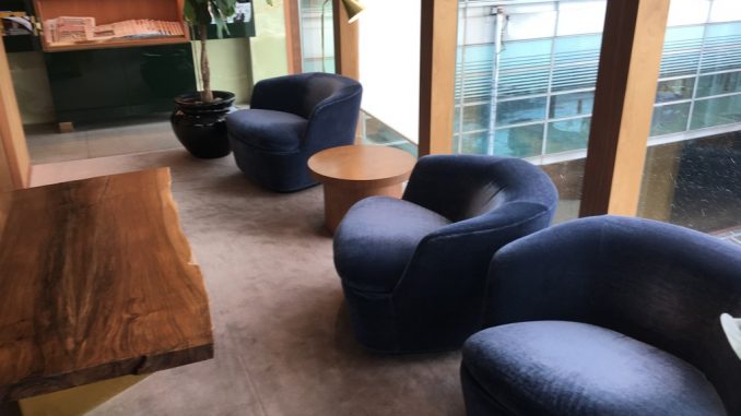 Cathay Pacific First Class Lounge London Heathrow-12