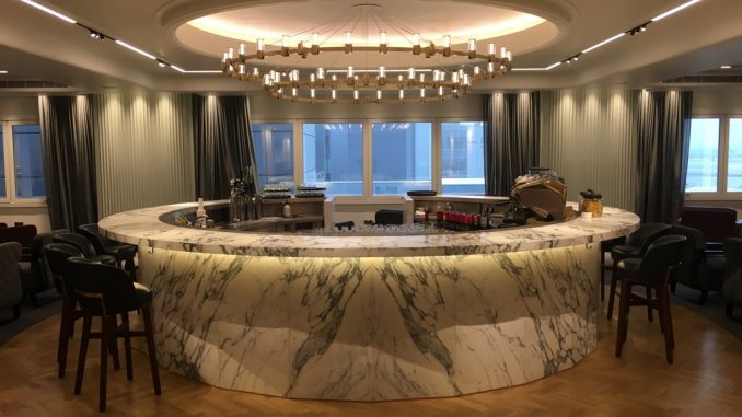 Qantas Lounge London Heathrow-9