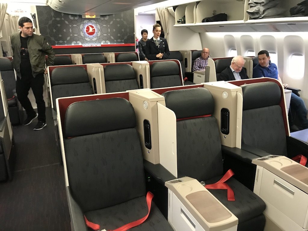 Review Turkish Airlines Business Class In Der Boeing 777 300 
