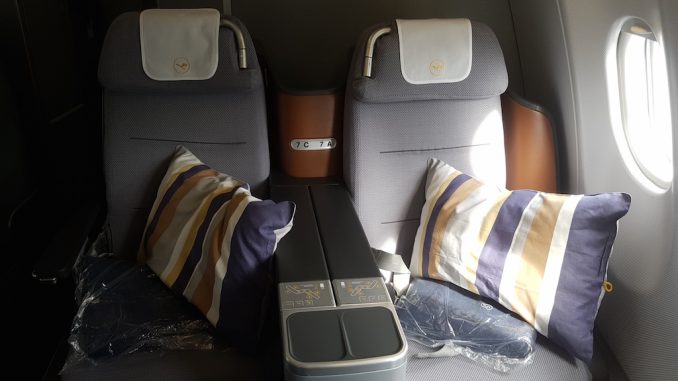 Lufthansa Business Class im Airbus A340-600 (8)