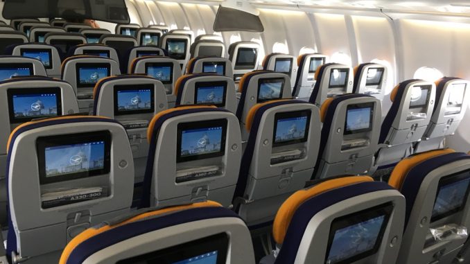 Lufthansa Arbeitet An Einem Neuen Economy Class Service
