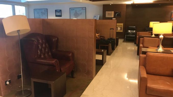 Air India Business Class Lounge Delhi-3