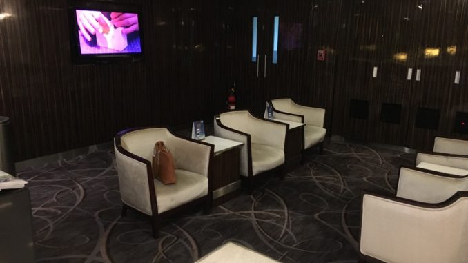 Singapore Airlines Lounge Delhi-13