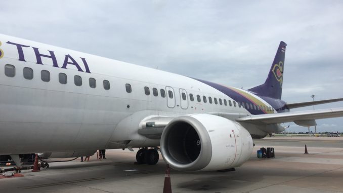 Thai Airways business Class Boeing 737-400 BKK USM-3