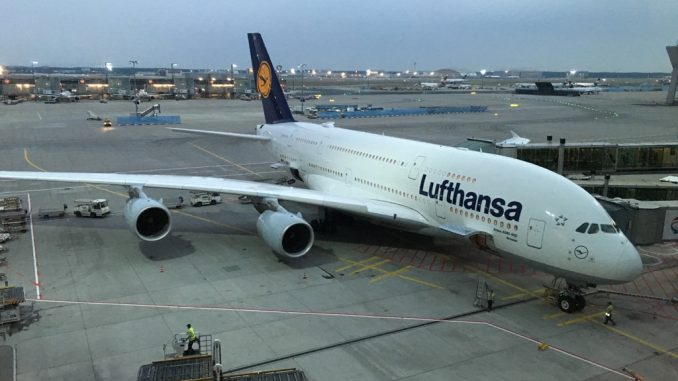 Luftansa-Business-Class-Airbus-A380-Hongkong-nach-Franfurt-34