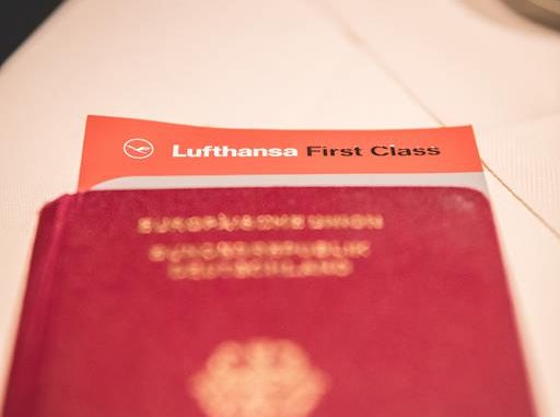 Lufthansa First Class im Airbus A340 (8)