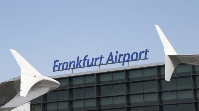 Schriftzug Frankfurt Airport