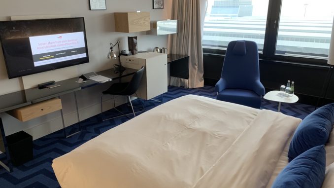 Renaissance Hotel Warschau Airport-2