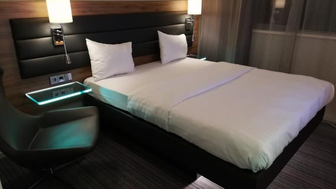 Hotel Moxy Frankfurt Flughafen (5)