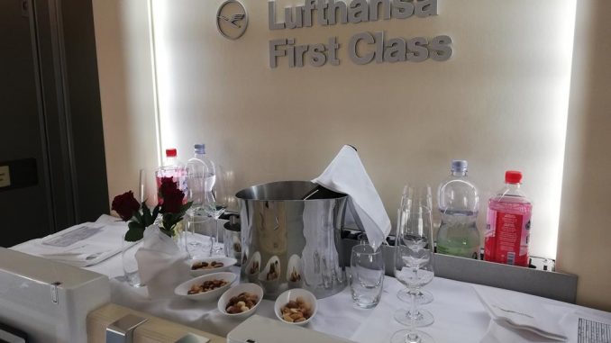 Lufthansa First Class im Airbus A340 (6)