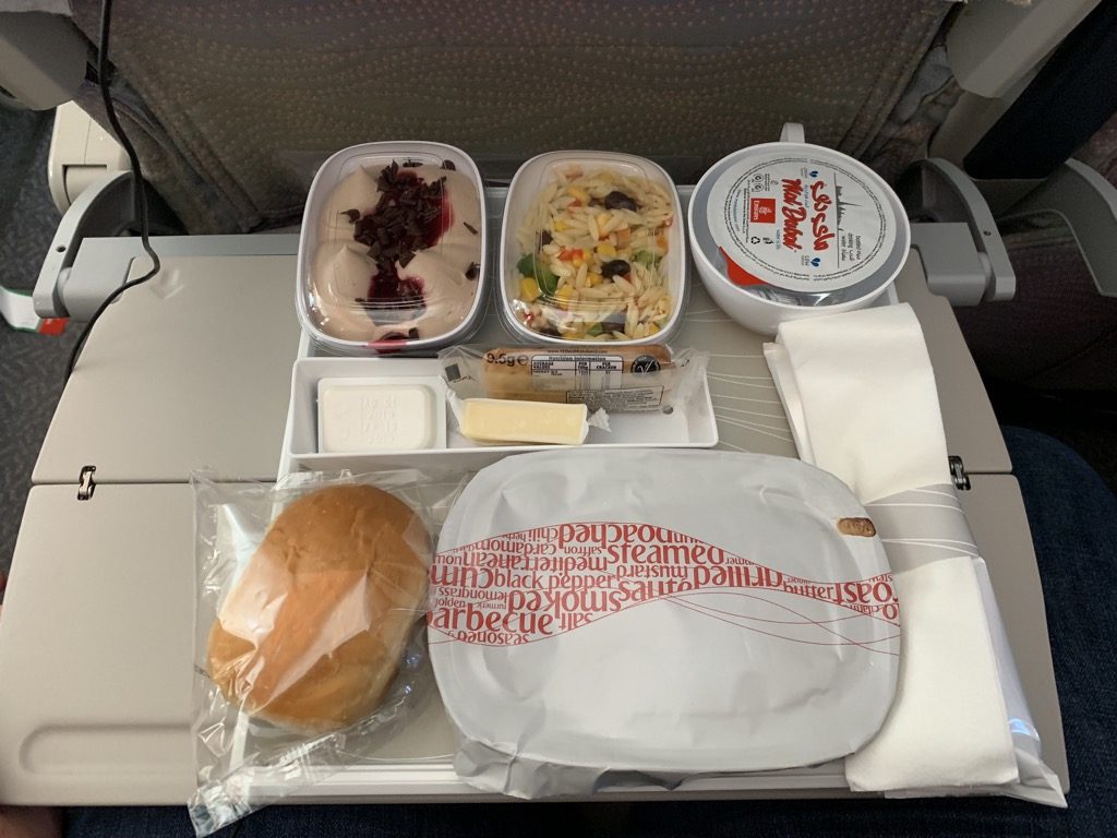 Review Emirates Economy Class Im Airbus A380 Von Dubai Nach Frankfurt Frankfurtflyer De