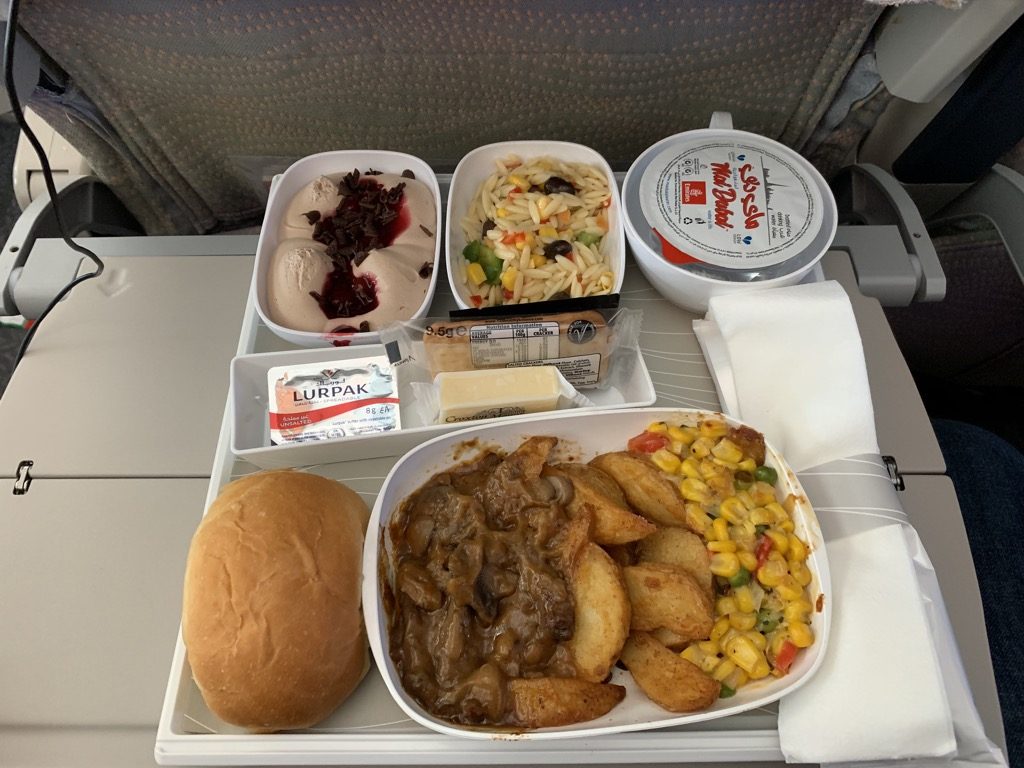 Review Emirates Economy Class Im Airbus A380 Von Dubai Nach Frankfurt Frankfurtflyer De