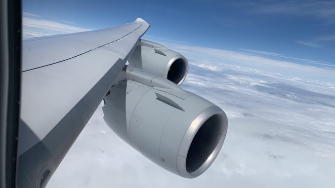 Lufthansa Busiess Class Boeing 747-8 Express Service-10