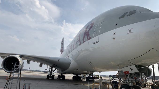 Qatar Airways Airbus A380 in Frankfurt-59