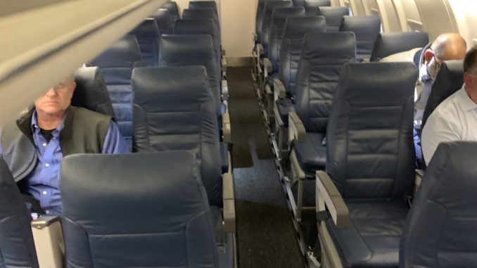 United Express Economy Class Canadair Jet 200-5