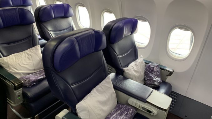 Review Malaysia Airlines Business Class Boeing 737 800
