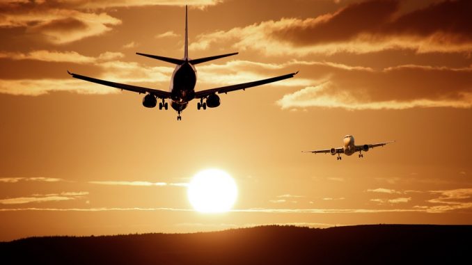 aircraft-513641_960_720