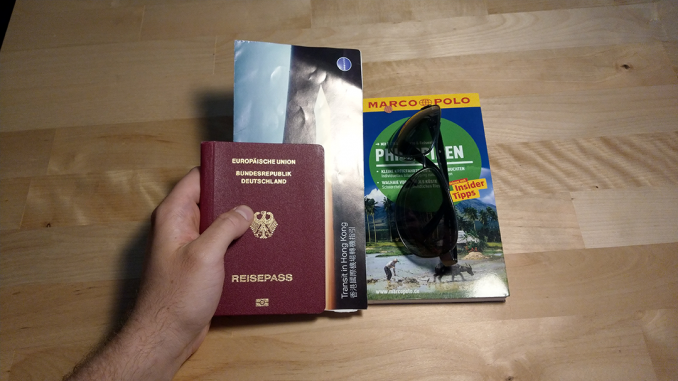 deutscher Pass mit Reiseführer deutscher Pass mit Reiseführer
