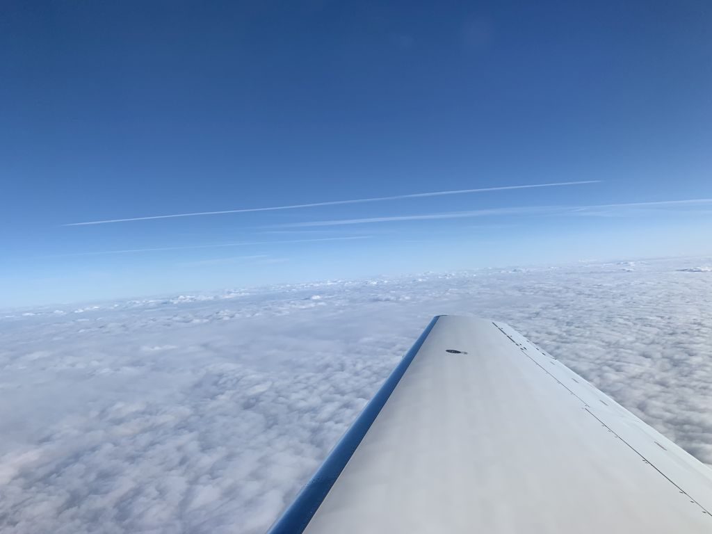 Start Hahn Air