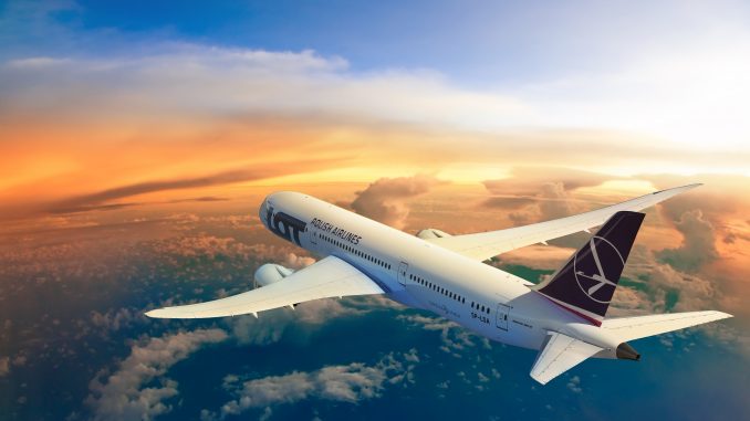LOT_Dreamliner_fly_SFO