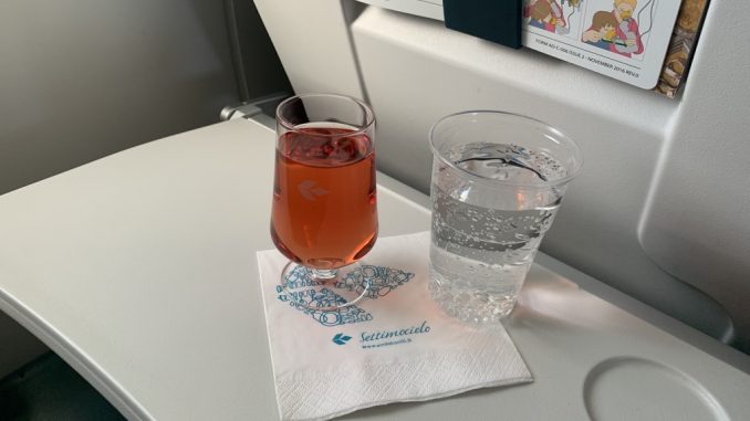 Air Dolomiti Economy Class Embraer E195-15