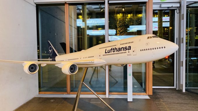 Luftansa Boeing 747 Modell-1