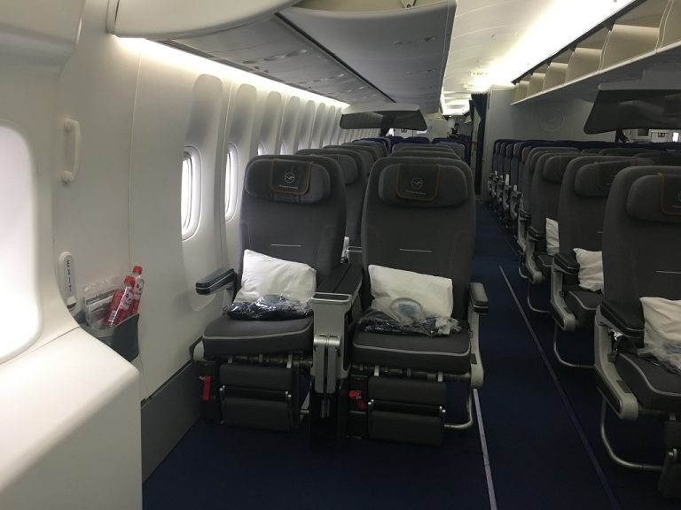 Review Lufthansa Premium Economy Boeing 7478i Frankfurt nach Peking Frankfurtflyer.de Review Lufthansa Premium Economy Boeing 7478i Frankfurt nach Peking Frankfurtflyer.de