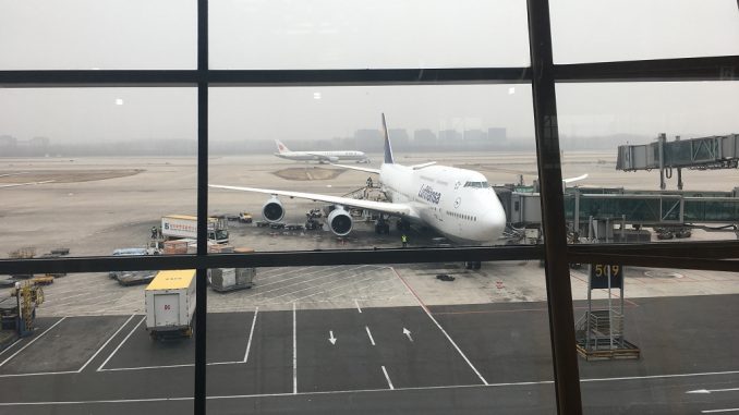 LH_748